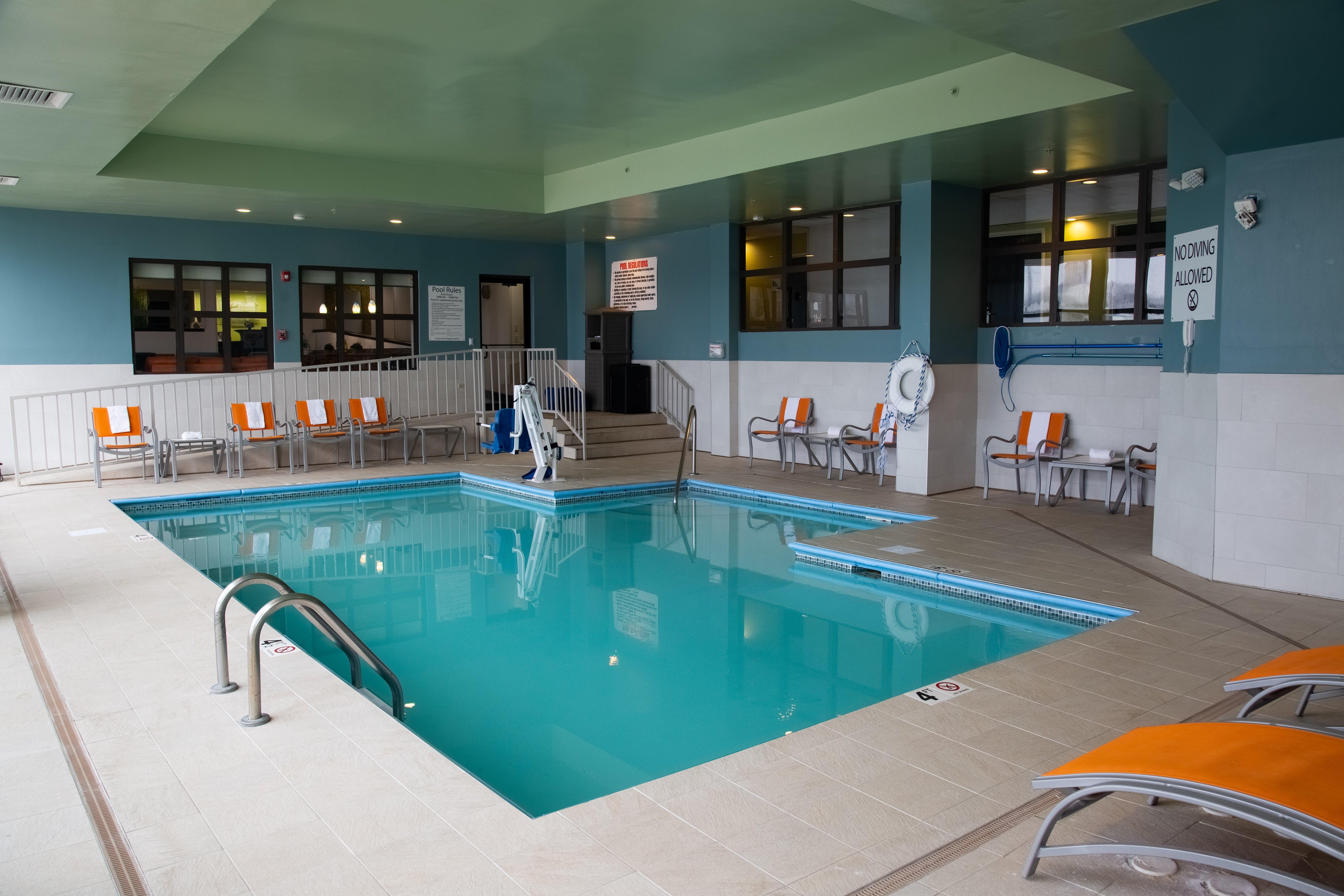 Holiday Inn Express & Suites Central Omaha By Ihg Zewnętrze zdjęcie