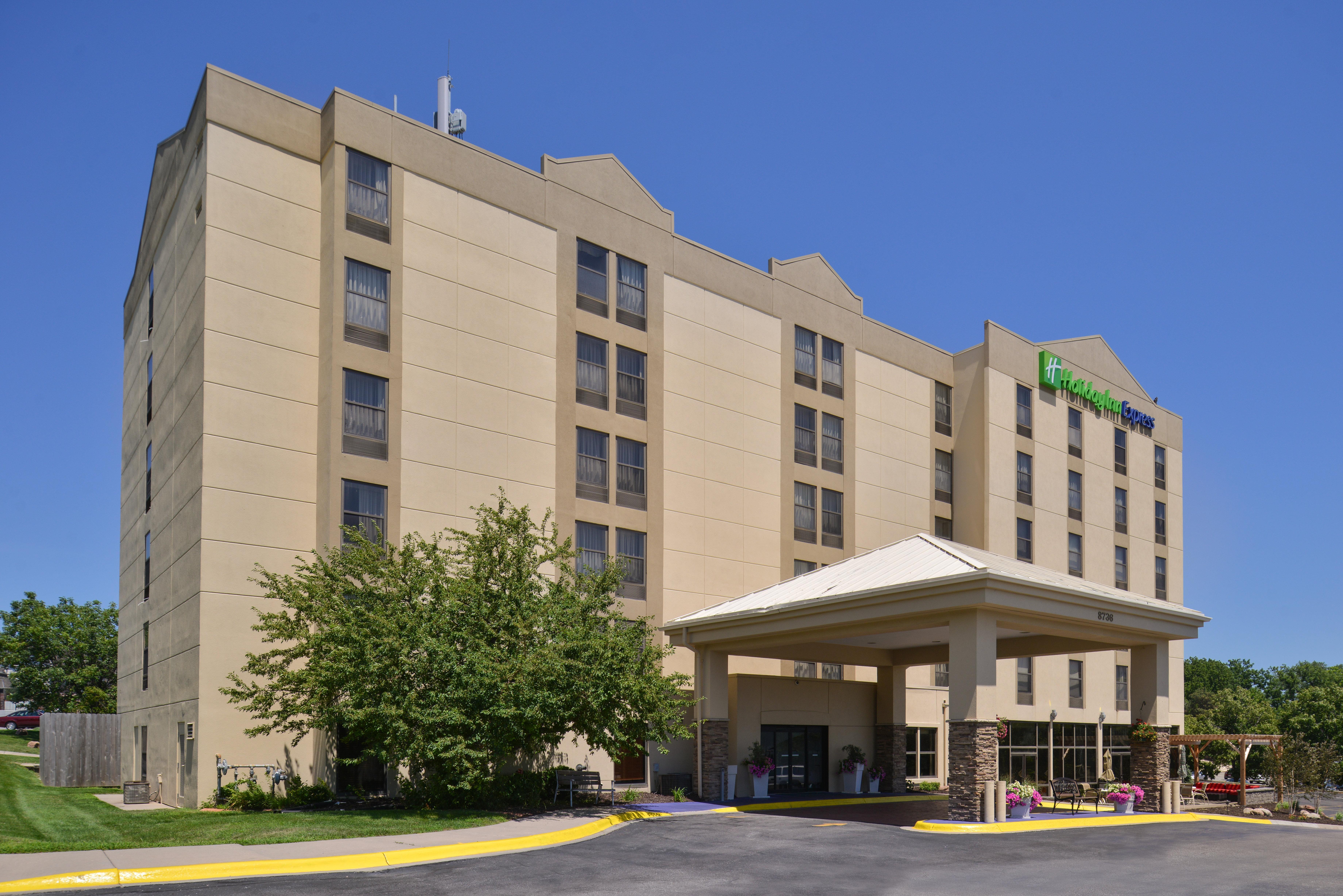 Holiday Inn Express & Suites Central Omaha By Ihg Zewnętrze zdjęcie